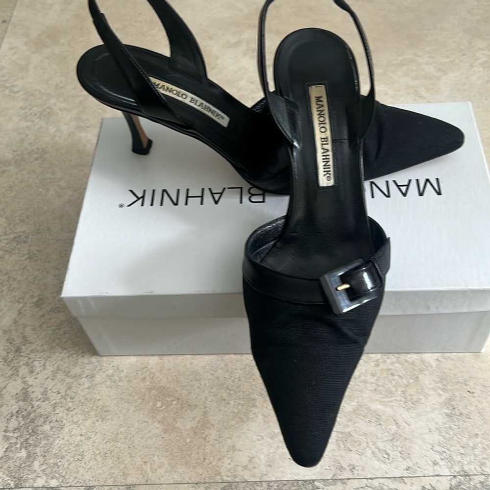 Classic Manolo sling back